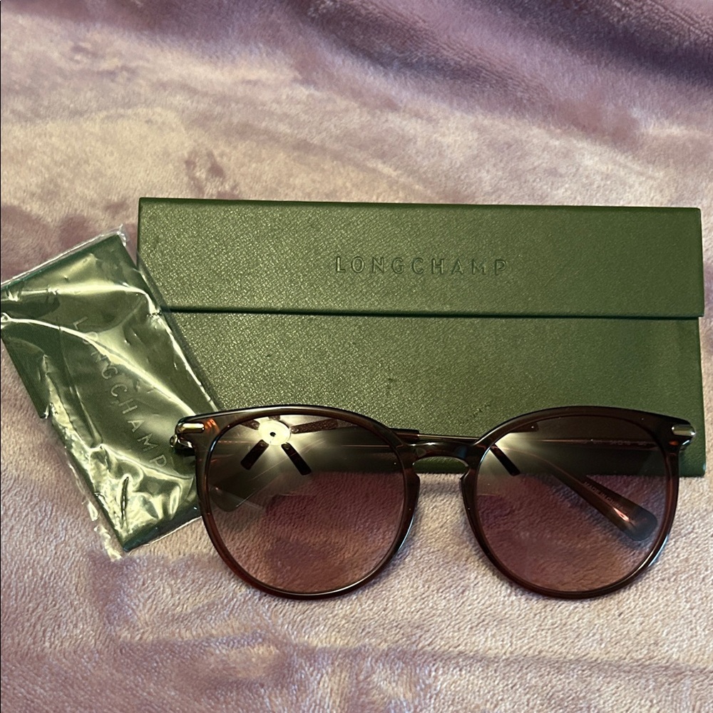 Longchamp Rose colored Sunglasses with Green Case